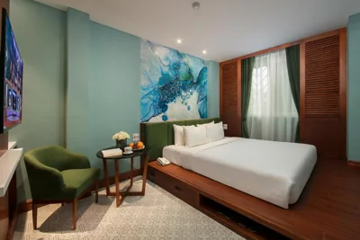 디럭스 킹룸 — Hanoi La Selva Central Hotel & Spa